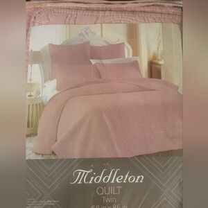 Blush Quilt Twin Set